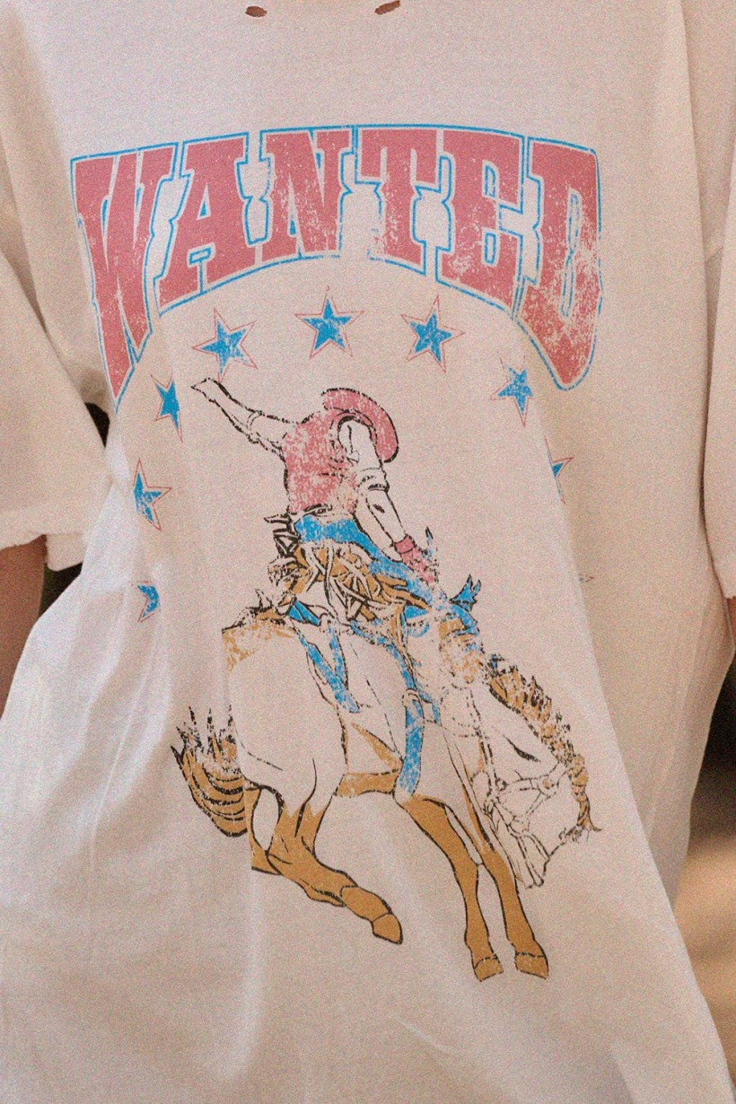 "Wanted" Distressed Graphic T-shirt