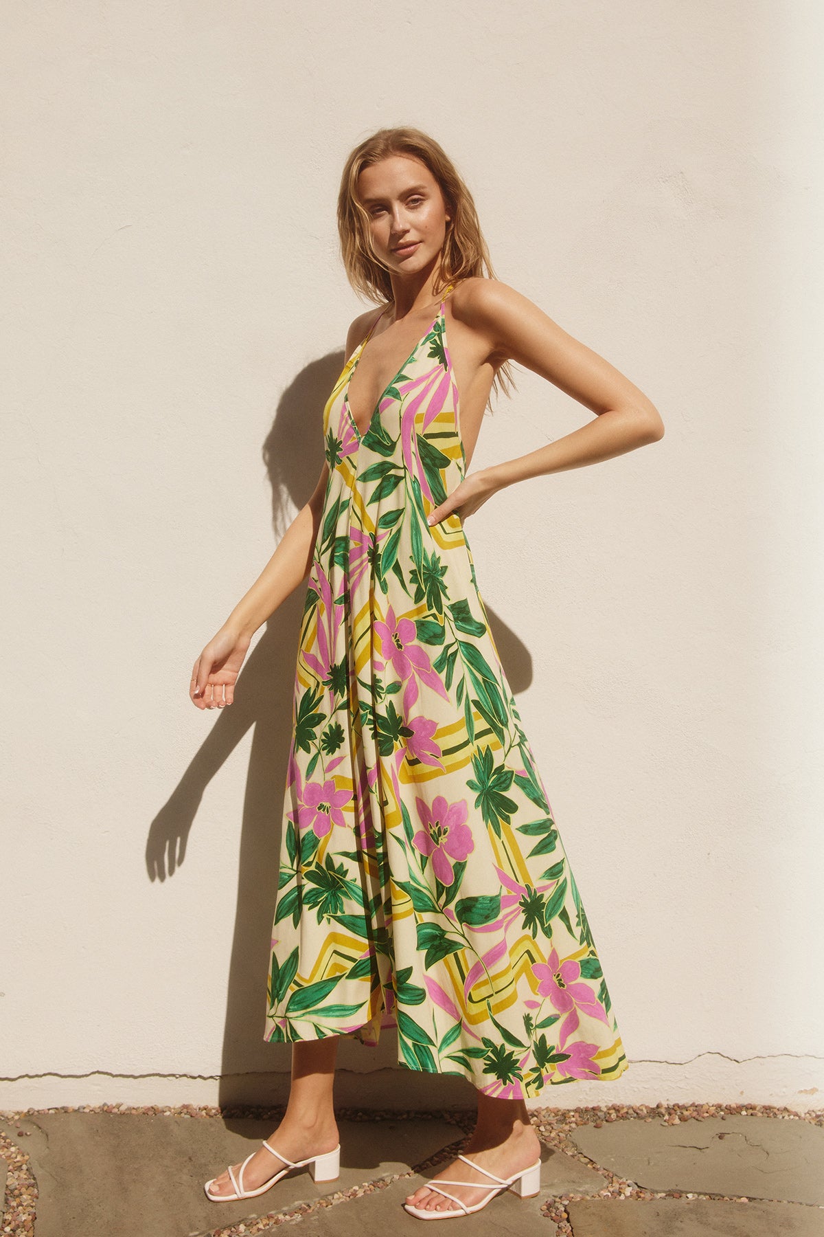 Paradise Tropical Print Maxi Dress Penelope The Label Paradise Tropical Print Maxi Dress Penelope The Label