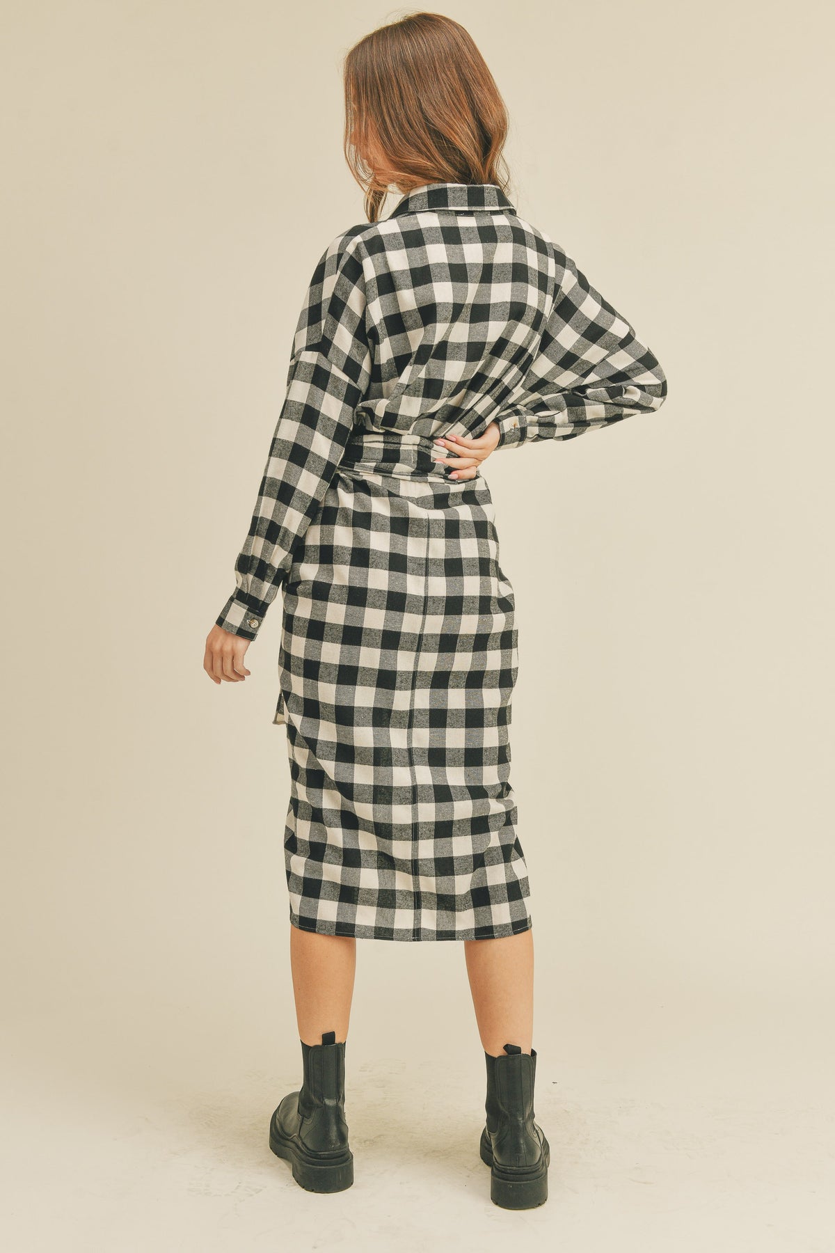 Plaid Shirt Midi Dress – Penelope The Label Plaid Shirt Midi Dress – Penelope The Label