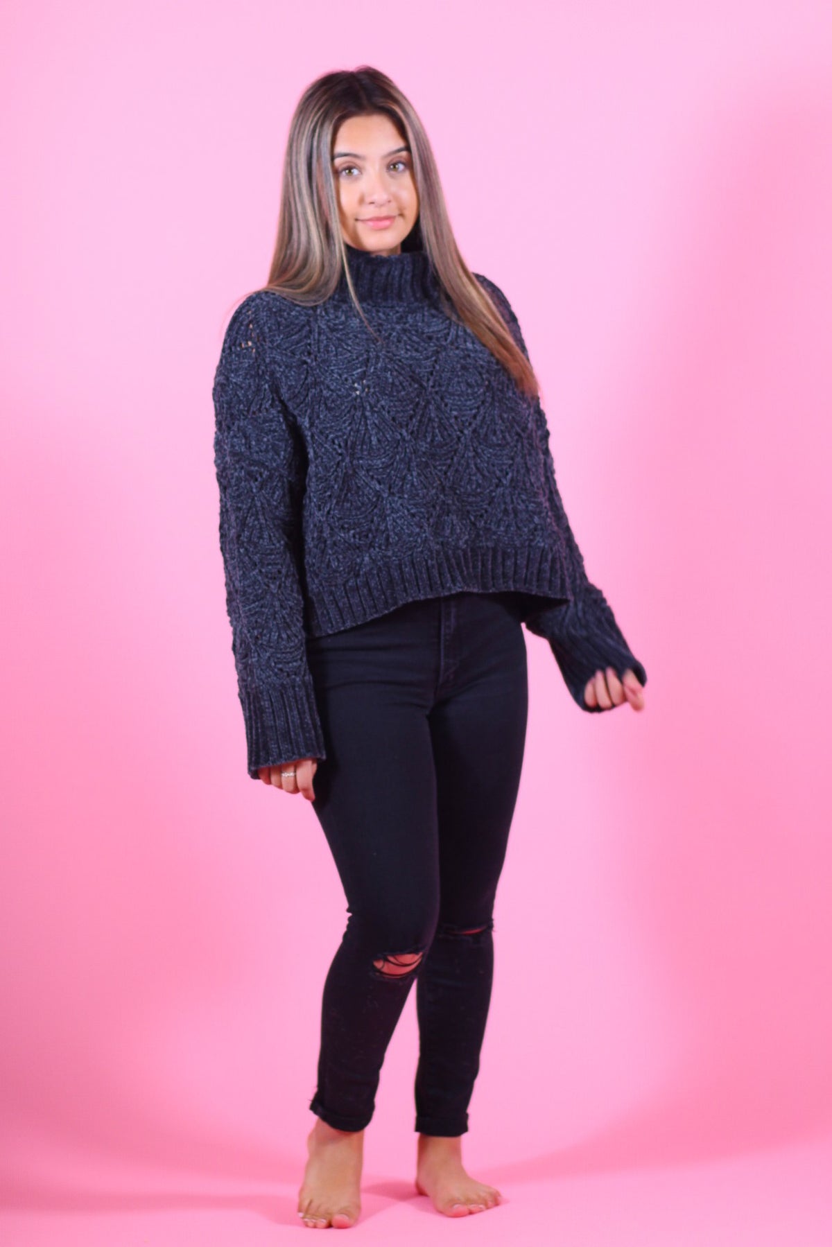 Cropped Turtleneck Pullover Sweater