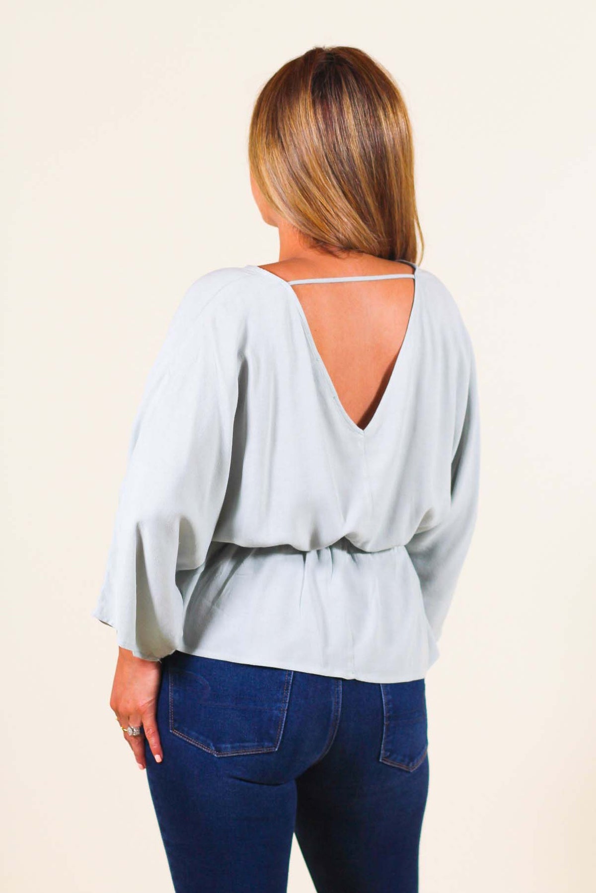 3/4 Sleeve V-neck Solid Woven Top